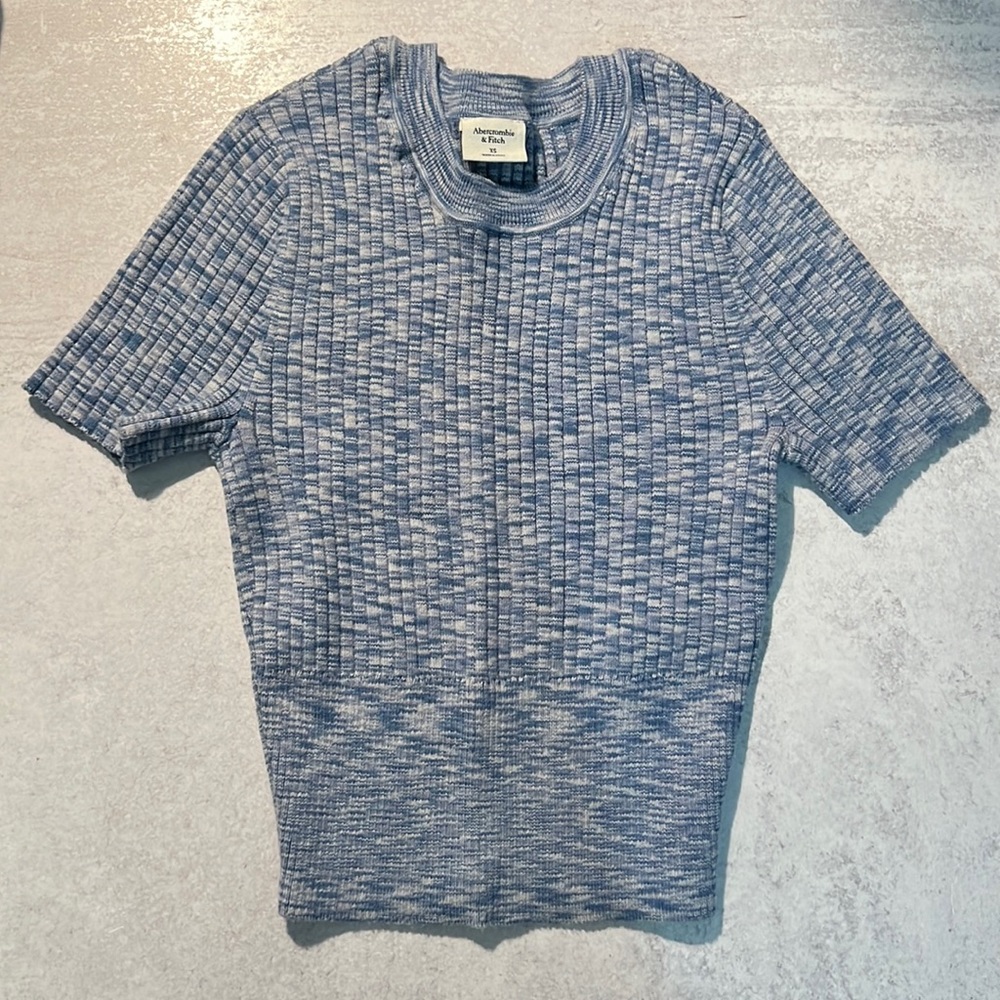 Abercrombie Cropped Short Sleeve Top